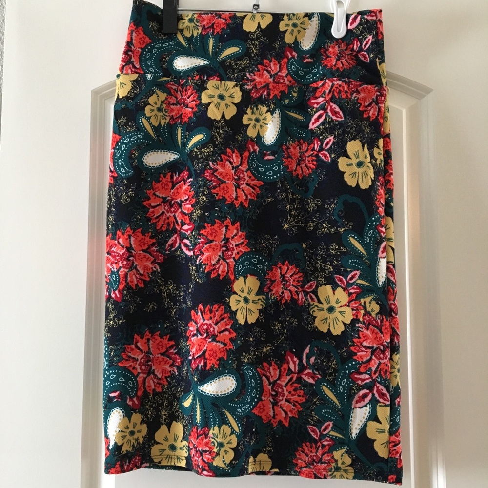 LulaRoe Cassie Skirt